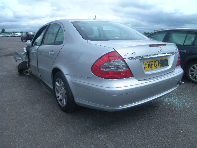 Breaking MERCEDES E CLASS, E CLASS E220 CLASS Secondhand Parts 