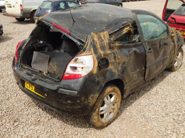 RENAULT CLIO Dismantlers, CLIO EXTREME Used Spares 