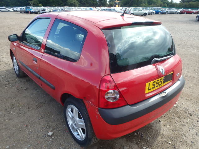 Breaking RENAULT CLIO, CLIO CAMPUS Secondhand Parts 