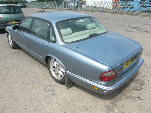 Breaking JAGUAR XJ, XJ 6 Secondhand Parts 