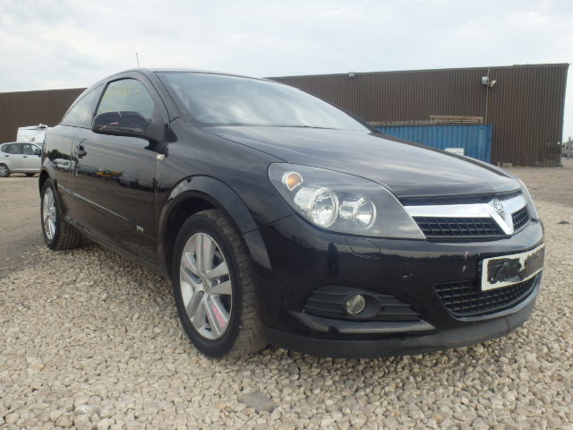VAUXHALL ASTRA Breakers, ASTRA SXI Reconditioned Parts 