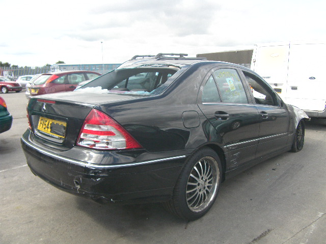 MERCEDES C200 Dismantlers, C200 KOMP. Used Spares 
