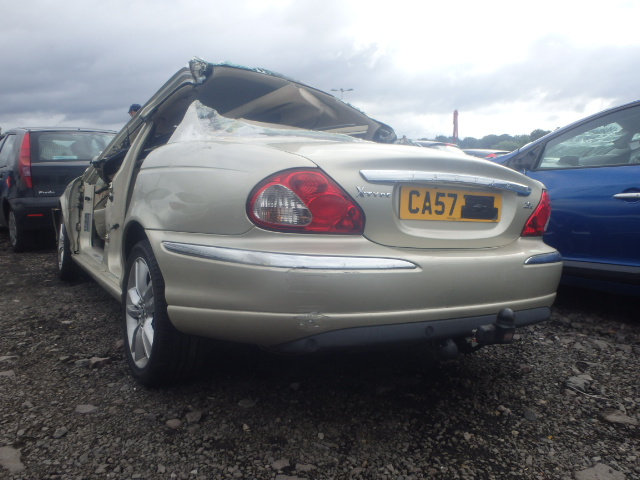 Breaking JAGUAR X-TYPE, X-TYPE SE Secondhand Parts 