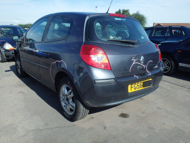 Breaking RENAULT CLIO, CLIO DYNAMIQUE Secondhand Parts 