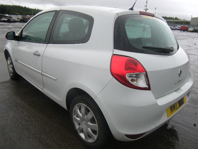 Breaking RENAULT CLIO, CLIO EXPRESSION Secondhand Parts 