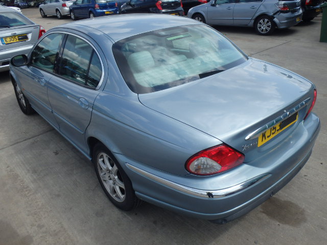 Breaking JAGUAR X-TYPE, X-TYPE V6 Secondhand Parts 