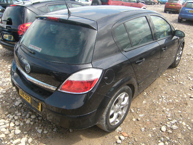 VAUXHALL ASTRA Dismantlers, ASTRA SXI Used Spares 