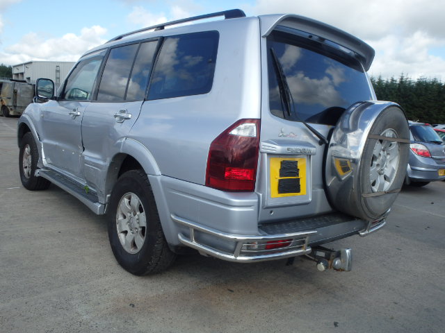 Breaking MITSUBISHI SHOGUN, SHOGUN EQUIPE Secondhand Parts 