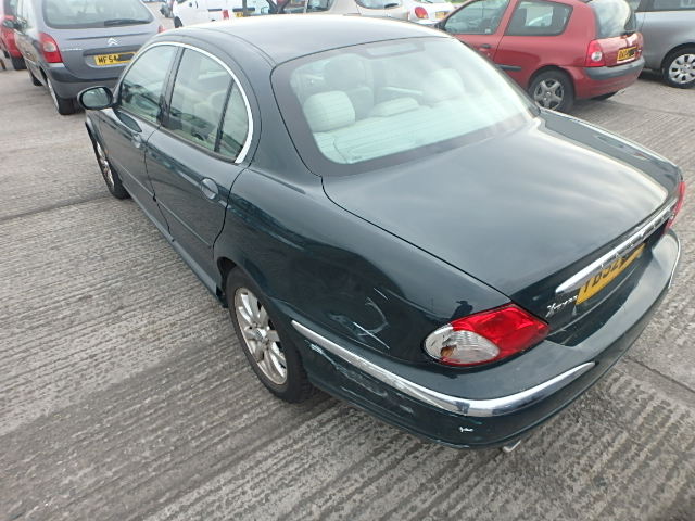 Breaking JAGUAR X-TYPE, X-TYPE V6 Secondhand Parts 