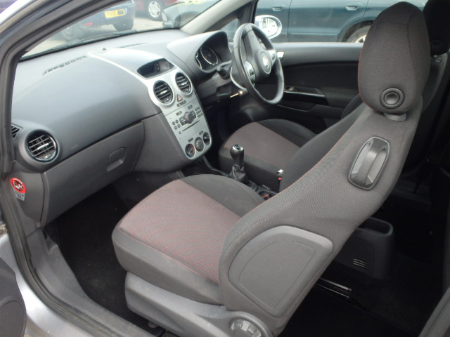 VAUXHALL CORSA Dismantlers, CORSA SXI Car Spares 