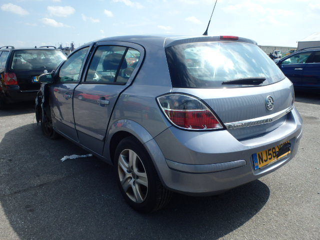 Breaking VAUXHALL ASTRA, ASTRA CLUB Secondhand Parts 