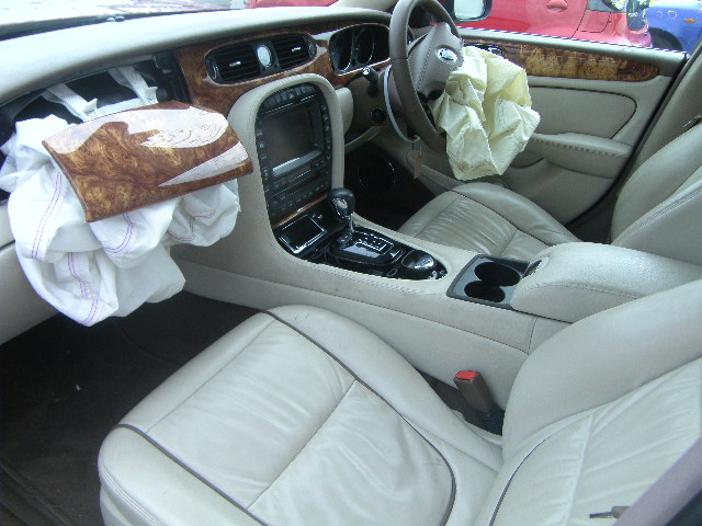 JAGUAR XJ Dismantlers, XJ SOVEREIGN Car Spares 