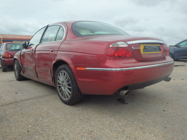 Breaking JAGUAR S TYPE, S TYPE SE Secondhand Parts 