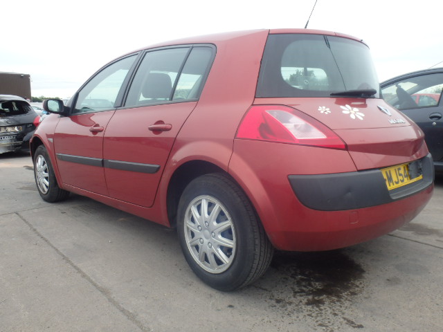 Breaking RENAULT MEGANE, MEGANE RUSH Secondhand Parts 