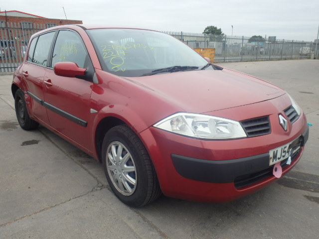 RENAULT MEGANE Breakers, MEGANE RUSH Reconditioned Parts 
