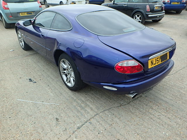 Breaking JAGUAR XK, XK 8 COUPE Secondhand Parts 