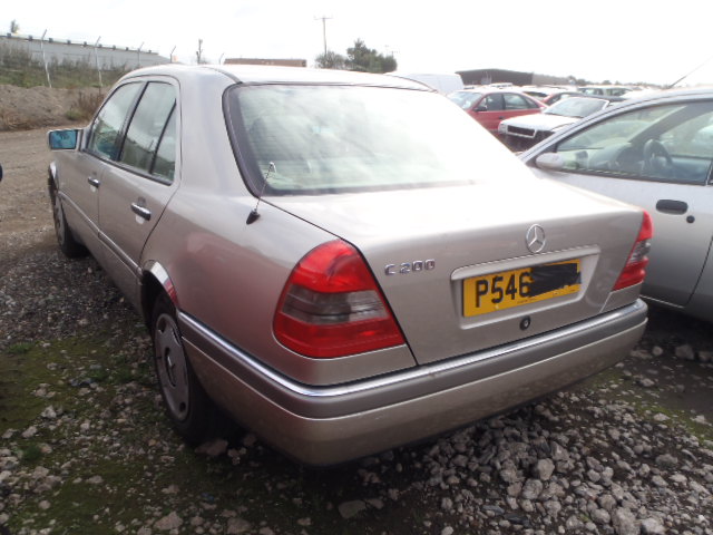 Breaking MERCEDES C200, C200 ELEGA Secondhand Parts 