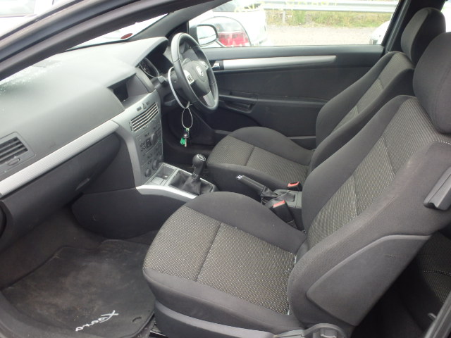 VAUXHALL ASTRA Dismantlers, ASTRA SXI Car Spares 