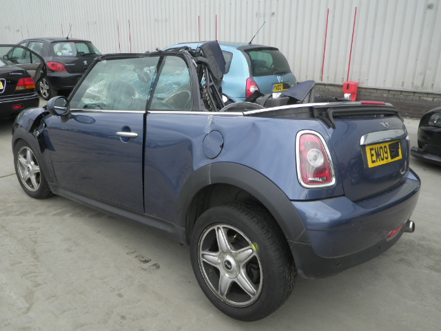 Breaking MINI COOPER, COOPER  Secondhand Parts 