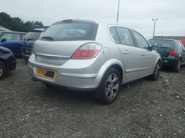 VAUXHALL ASTRA Dismantlers, ASTRA SXI Used Spares 