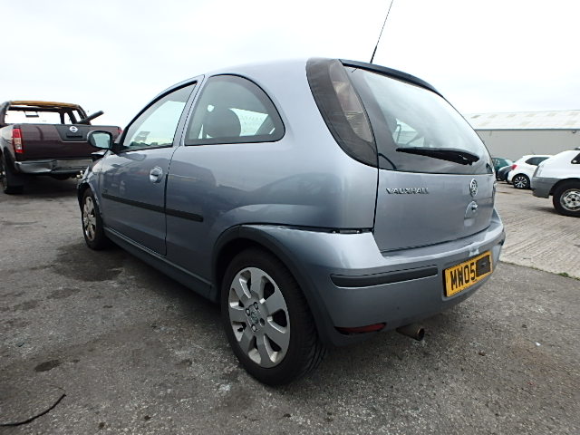 Breaking VAUXHALL CORSA, CORSA SXI Secondhand Parts 