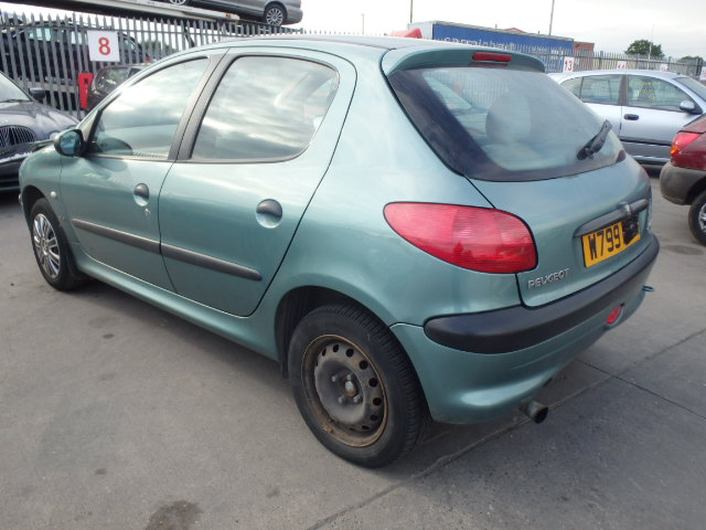 Breaking PEUGEOT 206, 206 GLX Secondhand Parts 