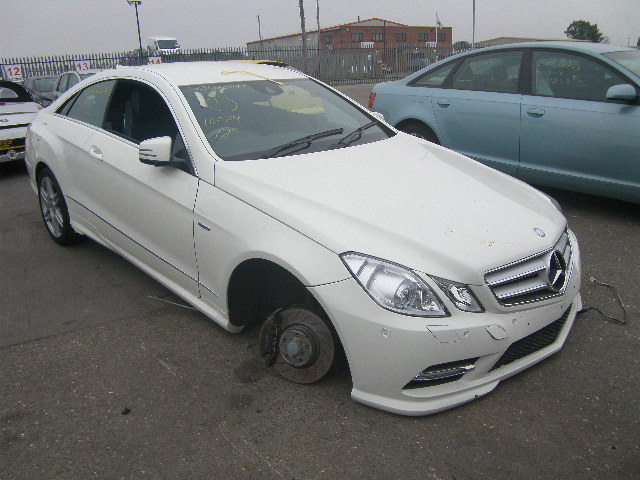 MERCEDES E Breakers, E RZ E220 Reconditioned Parts 