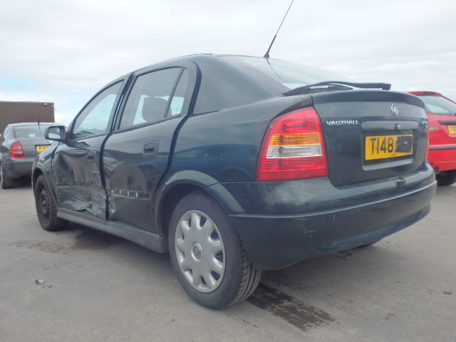 Breaking VAUXHALL ASTRA, ASTRA LS 8 Secondhand Parts 