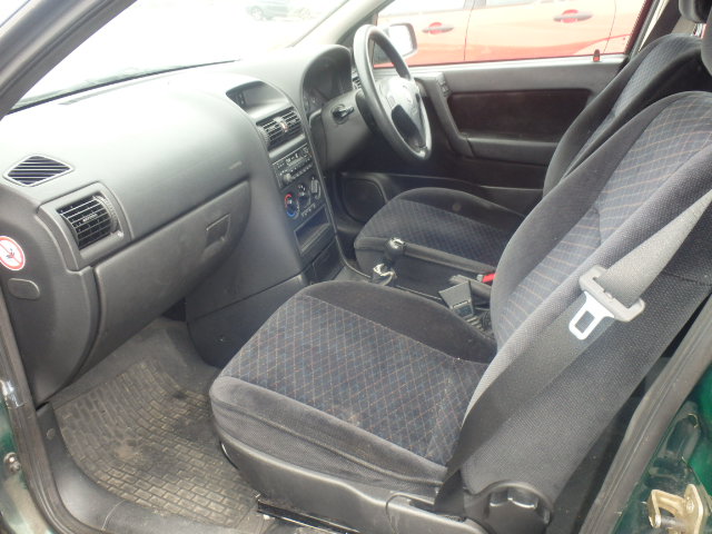 VAUXHALL ASTRA Dismantlers, ASTRA LS 8 Car Spares 
