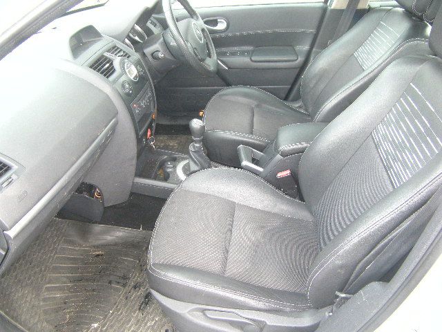 RENAULT MEGANE Dismantlers, MEGANE DYNAMIQUE Car Spares 