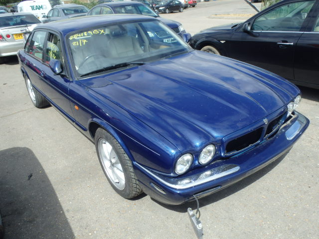 JAGUAR XJ Breakers, XJ 8 AUTO Reconditioned Parts 