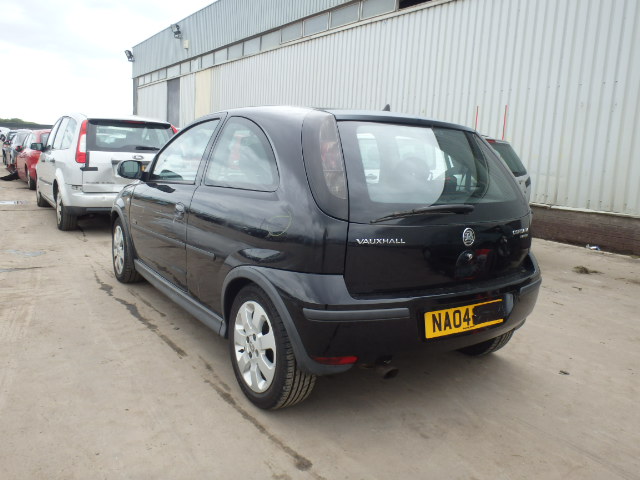 Breaking VAUXHALL CORSA, CORSA SXI Secondhand Parts 