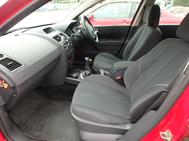 RENAULT MEGANE Dismantlers, MEGANE DYNAMIQUE Car Spares 