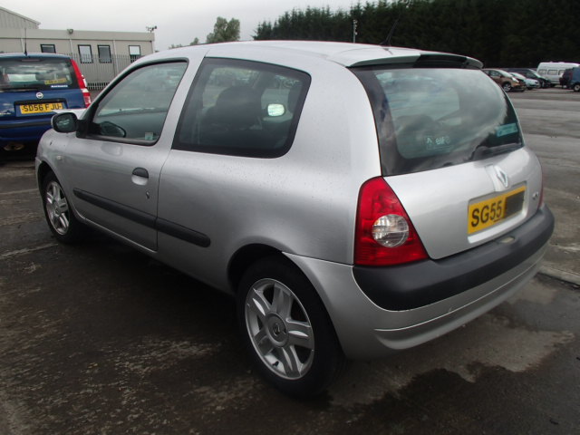 Breaking RENAULT CLIO, CLIO DYNAMIQUE Secondhand Parts 