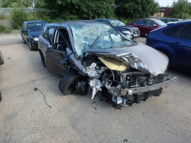 TOYOTA AURIS Breakers, AURIS ACTIVE Reconditioned Parts 