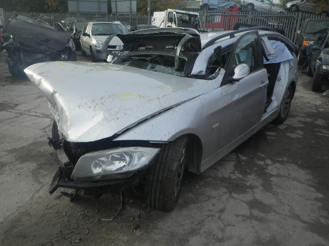 BMW 320 Breakers, D SE TOURING Parts 