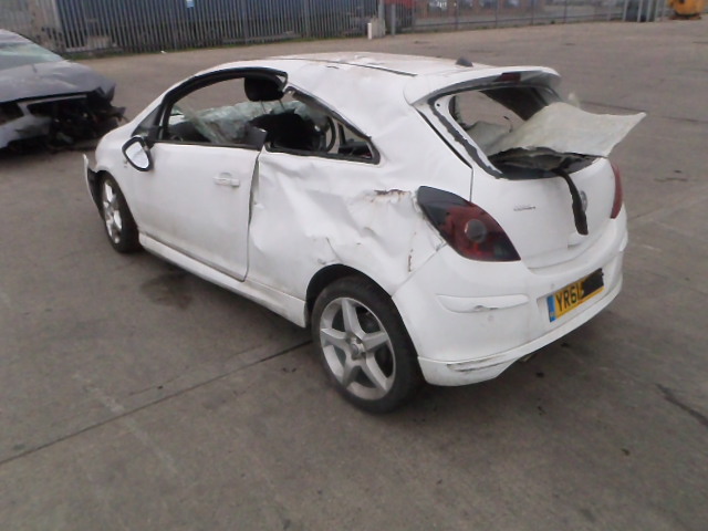 Breaking VAUXHALL CORSA, CORSA SRI Secondhand Parts 