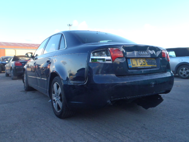 Breaking AUDI A4, A4 SE TDI Secondhand Parts 