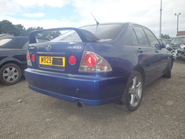 LEXUS IS200 Dismantlers, IS200 SE A Used Spares 