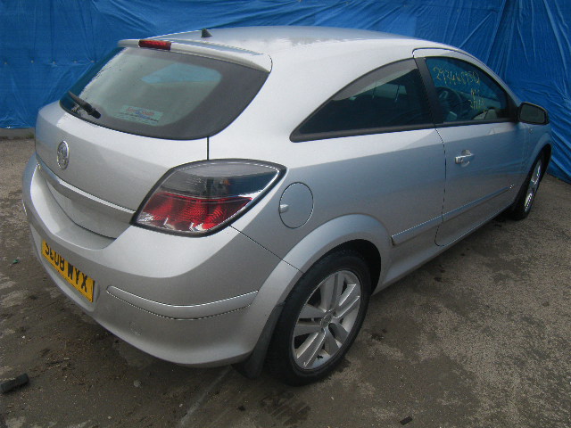 VAUXHALL ASTRA Dismantlers, ASTRA SXI Used Spares 