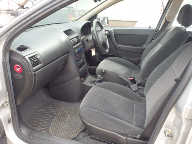 VAUXHALL ASTRA Dismantlers, ASTRA LS 1 Car Spares 