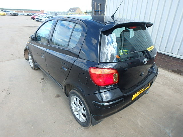 Breaking TOYOTA YARIS, YARIS  Secondhand Parts 