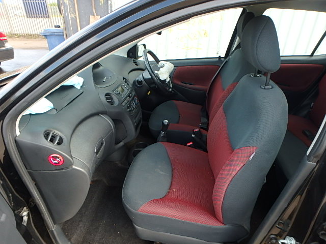 TOYOTA YARIS Dismantlers, YARIS  Car Spares 