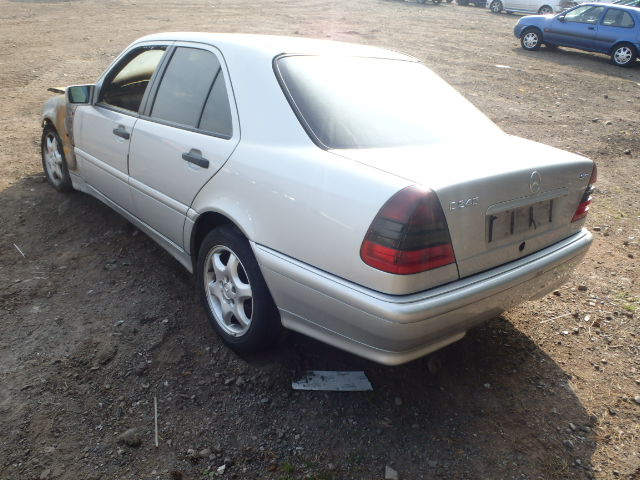 Breaking MERCEDES-BENZ C240, C240  Secondhand Parts 