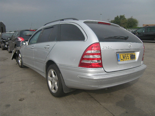 Breaking MERCEDES-BENZ C200, C200 CDI Secondhand Parts 