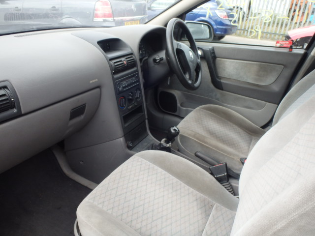 VAUXHALL ASTRA Dismantlers, ASTRA LS 1 Car Spares 