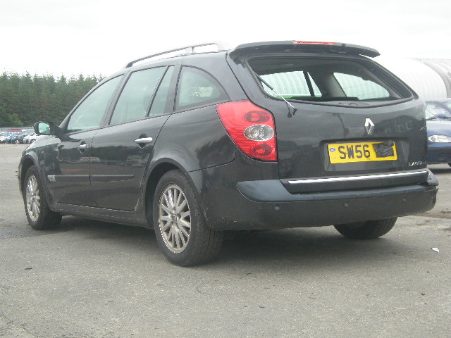 Breaking RENAULT LAGUNA, LAGUNA PRIVILEGE Secondhand Parts 