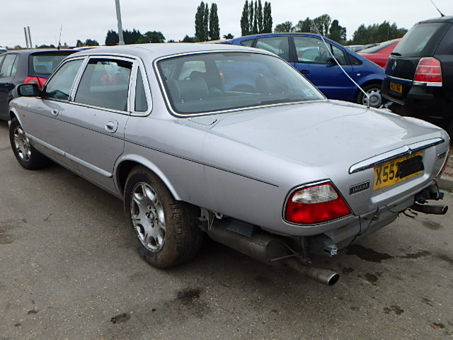 Breaking JAGUAR SOVEREIGN, SOVEREIGN  Secondhand Parts 