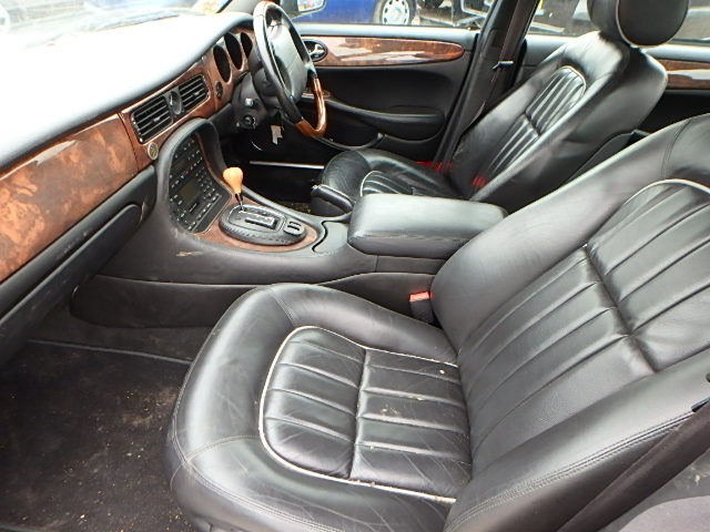 JAGUAR SOVEREIGN Dismantlers, SOVEREIGN  Car Spares 