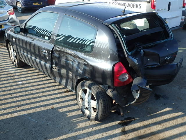 Breaking RENAULT CLIO, CLIO DYNAMIQUE Secondhand Parts 